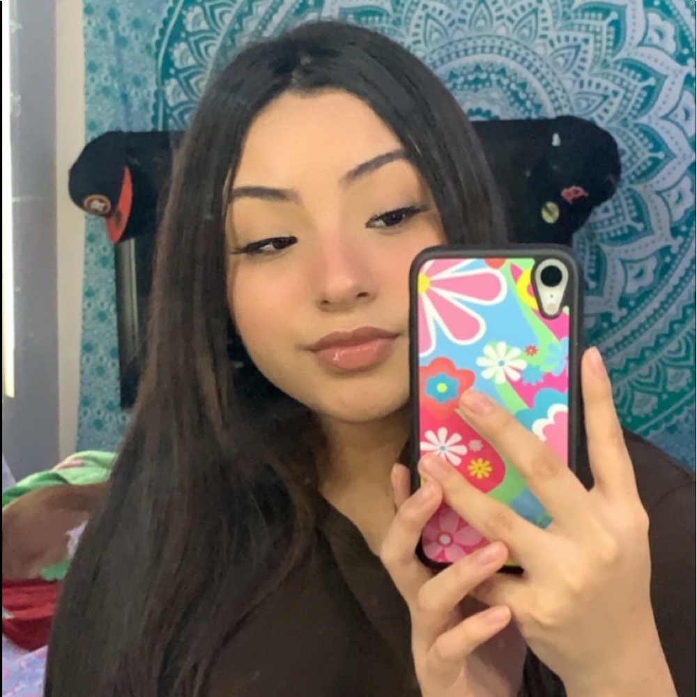 Meet your Posher, Linda